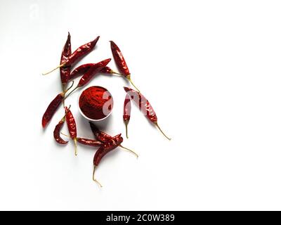 Immagini di stock isolate di peperoncino rosso fresco. Foto Stock