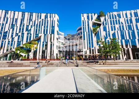 DUSSELDORF, Germania - Luglio 01, 2018: Apple Store edificio nella città di Dusseldorf in Germania Foto Stock