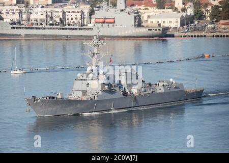 DDG-106 USS Stockdale Arleigh Burke Class Destroyer della Marina degli Stati Uniti alla base navale di San Diego Ottobre 2019 Foto Stock