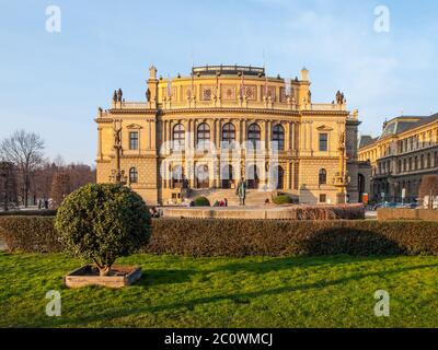 Il Rudolfinum - edificio neo-rinascimentale e sede dell'Orchestra Filarmonica Ceca, Praga, Repubblica Ceca Foto Stock