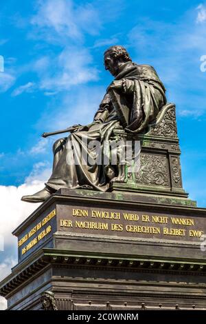 Scultura di Friedrich agosto a Dresda Foto Stock