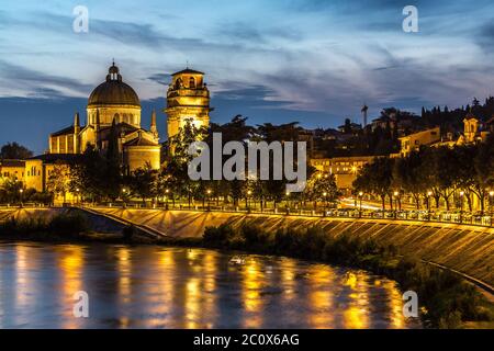 Chiesa di San Giorgio a Verona Foto Stock