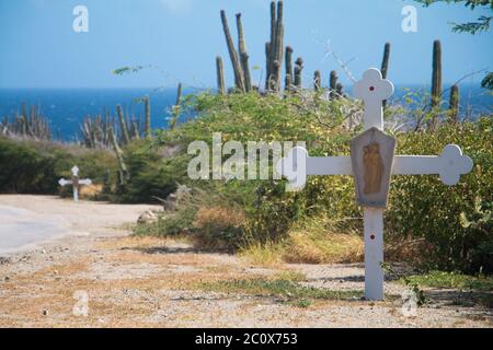 Stazioni della Croce lungo la strada per la cappella Alto Vista, Aruba Foto Stock