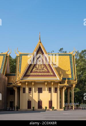 Uffici all'interno del Palazzo reale, Phnom Penh, Cambogia Foto Stock