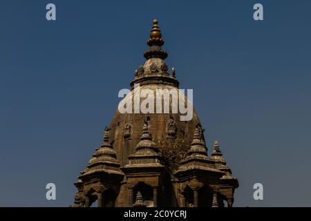 Tomba del tempio di Lord Krishna in Piazza Patan Durbar in Nepal Foto Stock