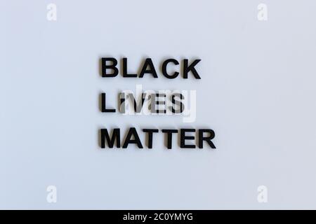 Primo piano slogan Black Lives Matter tag. Foto Stock