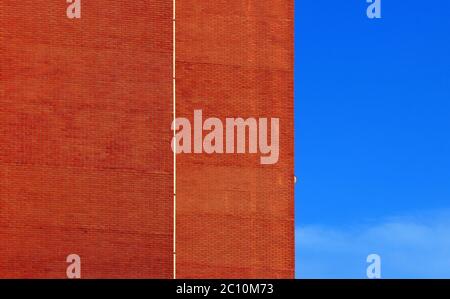 La consistenza tipica, multi-piano casa standard in una nuova mosca Foto Stock