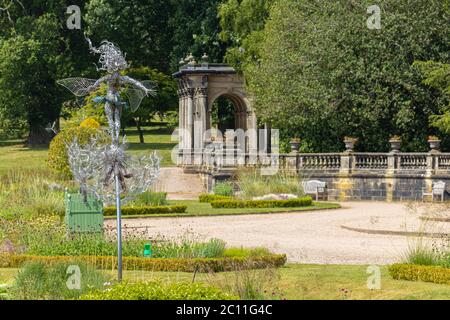 Immagini di sculture in filo di fate Trentham Gardens a Stoke-on-Trent Staffordshire, UK Foto Stock