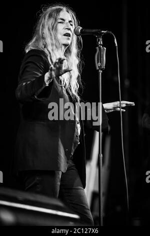 Aarhus, Danimarca. 21 giugno 2019. Il cantante, cantautore e poeta americano Patti Smith esegue un concerto dal vivo al Musikhuset di Aarhus. (Foto di merito: Gonzales Photo - Morten Kjaear). Foto Stock