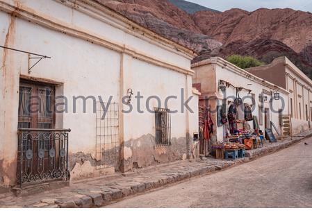 Argentina - Purmamarca, Jujuy - Settembre 2019: Purmamarca centro a Jujuy, Argentina Foto Stock