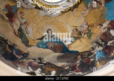 Affresco della Regina dei Martiri nella cupola, dipinto da Francisco Goya, Cattedrale-Basilica di nostra Signora del pilastro, Saragozza, Aragona, Spagna Foto Stock