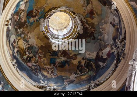 Affresco della Regina dei Martiri nella cupola, dipinto da Francisco Goya, Cattedrale-Basilica di nostra Signora del pilastro, Saragozza, Aragona, Spagna Foto Stock