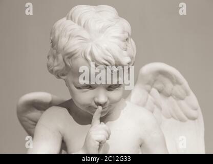 Bella statua di marmo di angelo Foto Stock