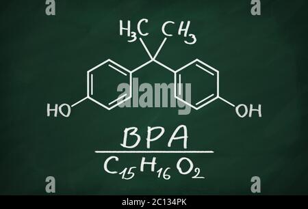 Il modello strutturale del BPA (bisfenolo) sulla lavagna. Foto Stock