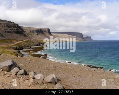 Il paesaggio costiero in Islanda Foto Stock