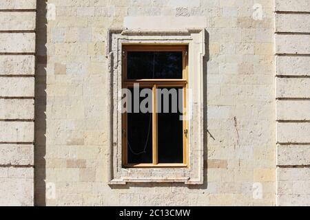 La texture muro di pietra Gatchina Palace, costruito di Pudozh - prodotta intorno al quartiere villaggio Pudost, xvii secolo Foto Stock