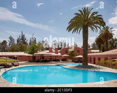 Bella piscina esterna di lusso in Hotel Resort a Arequipa, Perù Foto Stock