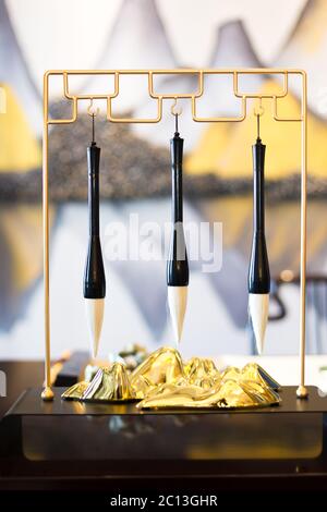 Calligraphy spazzole nel moderno studio Foto Stock