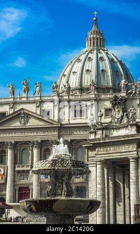 La Basilica di San Pietro, Roma, Italia Foto Stock