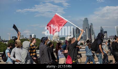 Attivisti di estrema destra, Black Life Matter Foto Stock