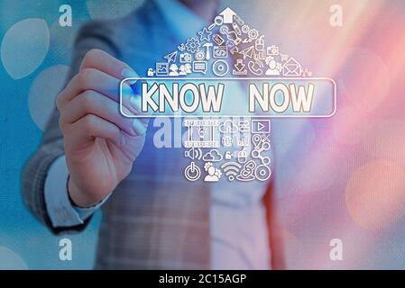 Nota di scrittura che mostra Know How. Concetto aziendale per fornire la giusta conoscenza o abilità per una specifica attività Foto Stock