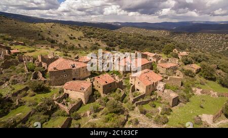 Garranzo è un villaggio abbandonato della provincia di la Rioja, in Spagna Foto Stock