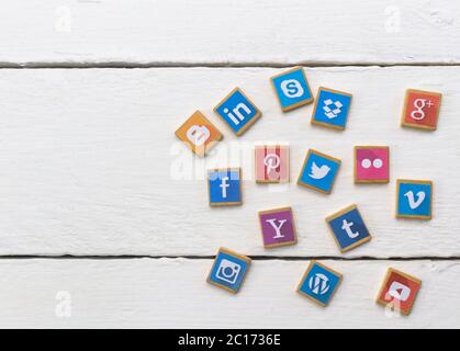 QUEENSTOWN, SUDAFRICA - 09 APRILE 2017: Logo social media popolare collezione stampata e luogo Foto Stock