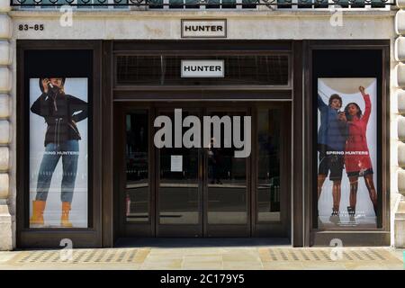 Londra, Regno Unito. 2 Giugno 2020. Negozio di cacciatori in Regent Street. Credit: Dave Rushen/SOPA Images/ZUMA Wire/Alamy Live News Foto Stock