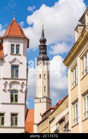 Storico centro storico di Zittau con la chiesa di San Paolo Foto Stock