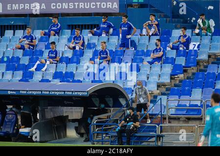 Saragozza, Spagna. 13 Giugno 2020. Il Real Zaragoza si sostituisce durante la Liga match tra Real Zaragoza e Alcorcon a la Romareda, Spagna, il 13 giugno 2020. (Foto di Daniel Marzo/Pacific Press/Sipa USA) Credit: Sipa USA/Alamy Live News Foto Stock