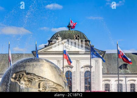 La residenza del presidente della Slovacchia - Palazzo Grassalkovich a Bratislava Foto Stock