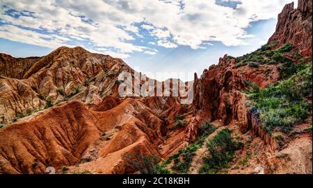 Panorama del canyon da favola Skazka, Issyk-Kul Kirghizistan Foto Stock