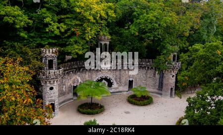 Ingresso dei guardiani nel parco di Quinta da Regaleira, Sintra, Portogallo Foto Stock