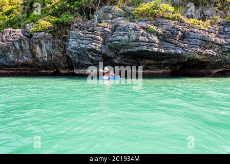 Madre e figlia in kayak Foto Stock