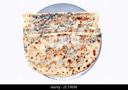 Qutab in una piastra bianca . Kutabi kutab Qutab Qutablar Azerbaigian sfondi bianchi nazionali . Foto Stock