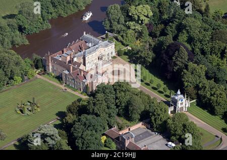 Veduta aerea del Palazzo di Bishopthorpe ( e Centro Congressi), York, Regno Unito Foto Stock