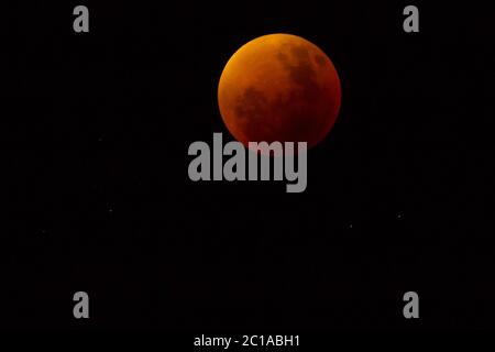 Eclissi lunare totale Settembre 2015 sangue supermond luna Foto Stock