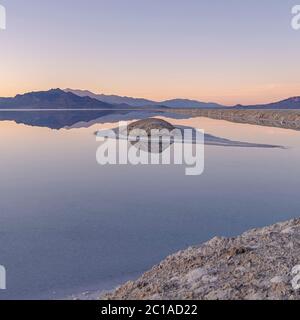 Square Crop Bonneville Salt Flats pittoresco paesaggio luce giorno Foto Stock