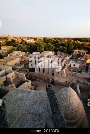 Vista aerea di Balat città vecchia in Dakhla Oasis, Egitto Foto Stock