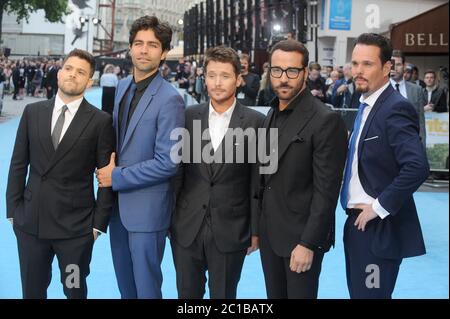 Jerry Ferrara, Adrian Grenier, Kevin Connolly, Jeremy Piven e Kevin Dillon partecipano alla prima europea di Entourage. © Paul Treadway Foto Stock