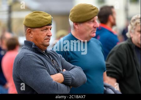 Richmond, North Yorkshire, UK - 14 giugno 2020: Veterans a una protesta Black Lives Matter a Richmond, North Yorkshire Foto Stock