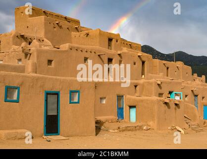 USA, Sud-ovest, New Mexico, Contea di Taos, Taos Pueblo (m) Foto Stock