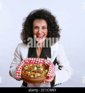 Attrice Lesley Joseph meglio conosciuta per il verde di Dorien in Uccelli di una piuma Foto Stock