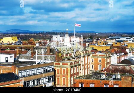 Skyline di Worcester con il Municipio in primo piano. Foto Stock