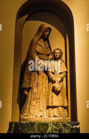 Statua di Madre Caterina McAuley, Cattedrale del Santissimo Sacramento, 1 Piazza della Cattedrale, Altoona, Pennsylvania Foto Stock