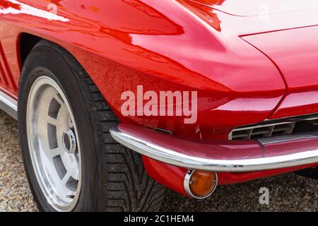 Vista frontale di un American sports car degli anni sessanta Foto Stock