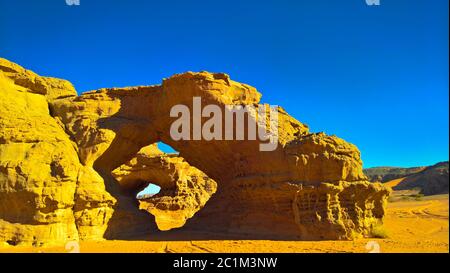 Abstract formazione rocciosa a Tamezguida, Tassili nAjjer national park, Algeria Foto Stock