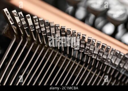 Retrò i nastri inchiostratori per macchine da scrivere in studio. Macro close up. Foto Stock