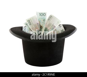 Lucidare il denaro che appare da un cappello a cilindro isolato su sfondo bianco Foto Stock
