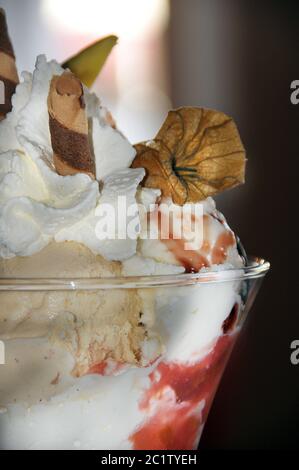 tazza di gelato Foto Stock